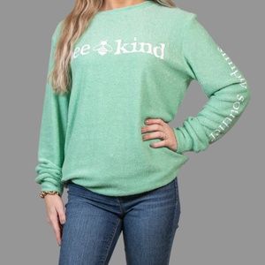 EUC Simply Southern Bee Kind Terry Cloth Long Sleeve Size Small